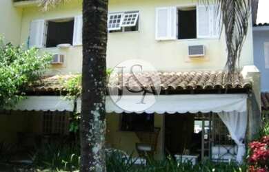 Imagem: A casa possui 4 Dormitórios, 5 Banheiros e 149m² de Área