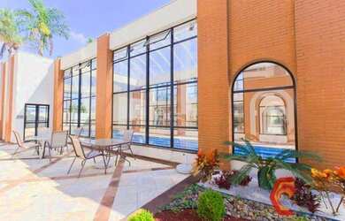 Imagem: O apartamento possui 3 Dormitórios, 2 Banheiros, 4 Vagas na