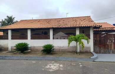 Imagem: A casa possui 2 Dormitórios, 1 Banheiro, 170m² de Área e