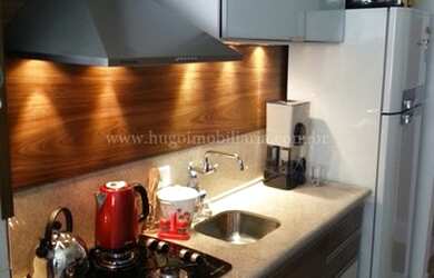 Imagem: O apartamento possui 2 Dormitórios, 1 Banheiro, 1 Vaga na garagem