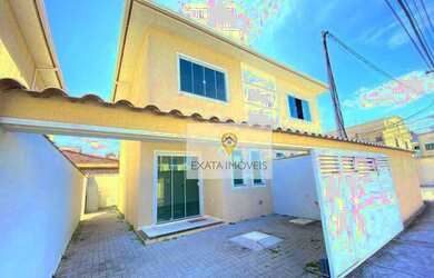 Imagem: A casa possui 2 Dormitórios, 3 Banheiros, 1 Vaga na garagem