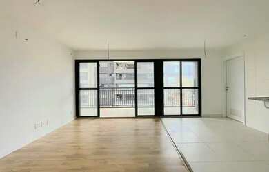 Imagem: O apartamento e possui 3 Dormitórios, Suítes, 3 Banheiros