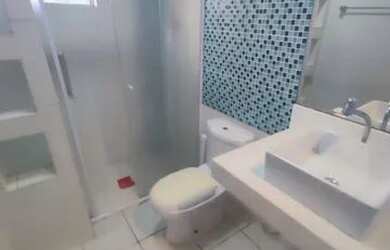 Imagem: O apartamento possui 1 Dormitório, 1 Banheiro, 1 Vaga na garagem