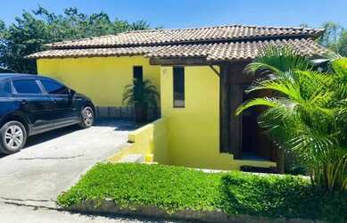 Imagem: A casa em condomínio possui 3 Dormitórios, 2 Banheiros, 2