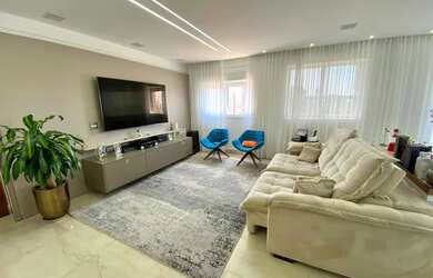 Imagem: O apartamento possui 3 Dormitórios, 4 Banheiros, 4 Vagas na