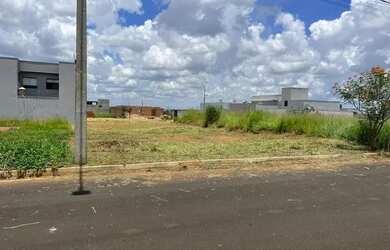 Imagem: O terreno possui 286m² de Área e está localizado em Grand