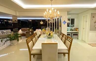 Imagem: O apartamento possui 3 Dormitórios, 4 Banheiros, 3 Vagas na