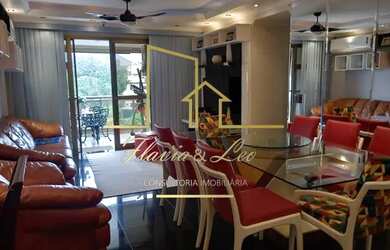 Imagem: O apartamento possui 4 Dormitórios, 4 Banheiros, 2 Vagas na