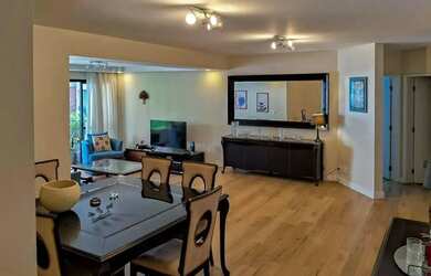 Imagem: O apartamento possui 3 Dormitórios, 4 Banheiros, 2 Vagas na