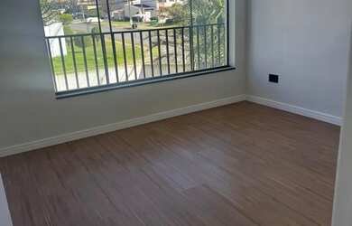 Imagem 11: Sobrado de esquina com amplo quintal bairro alto Curitiba