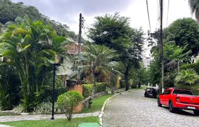 Imagem 10: Casa com 4 quartos à venda por R$ 1.390.000 - Piratininga - Niterói/RJ