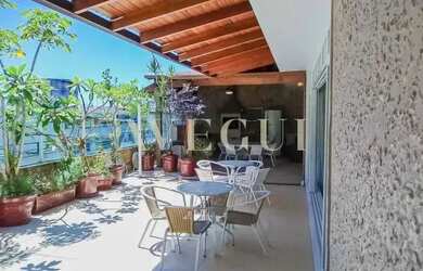 Imagem: O apartamento na cobertura possui 4 Dormitórios, 5 Banheiros