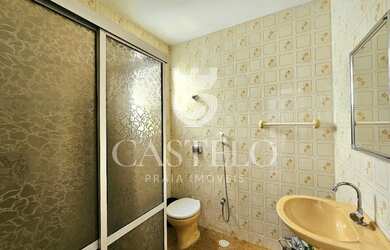 Imagem 6: Apto na quadra do mar, elevador, portaria 24 hrs, com vista lateral para...