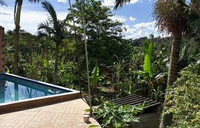 Imagem 2: Casa para descanso. Piscina, Churrasqueira, Acomodam 9 pessoase5 Vagas...