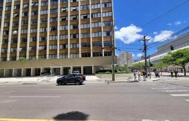 Imagem: O apartamento possui 2 Dormitórios, 2 Banheiros, 75m² de Área