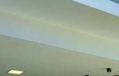 Imagem: A casa possui 3 Dormitórios, 4 Banheiros, 4 Vagas na garagem