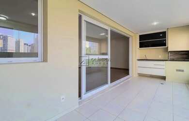 Imagem: O apartamento possui 3 Dormitórios, 3 Banheiros, 3 Vagas na