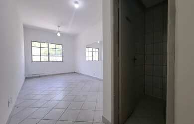 Imagem: O depósito possui 25m² de Área e está localizado em Campo