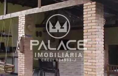 Imagem: A fazenda possui 416m² de Área e está localizado em Alpes