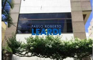 Imagem: O depósito possui 5 Vagas na garagem, 434m² de Área e está