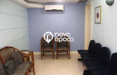 Imagem: O depósito à venda possui 1 Vaga na garagem e 53m² de Área