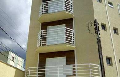 Imagem: O apartamento possui 3 Dormitórios, 1 Banheiro, 1 Vaga na garagem