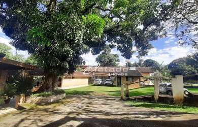 Imagem: A chácara possui 260m² de Área, Churrasqueira, Área de serviço