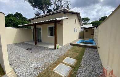 Imagem: A casa em condomínio possui 2 Dormitórios, 3 Banheiros, 80m²