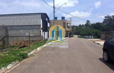 Imagem: O terreno possui 530m² de Área e está localizado em Cristal