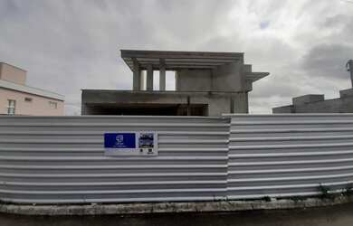 Imagem: A casa em condomínio possui 3 Dormitórios, 3 Banheiros, 2