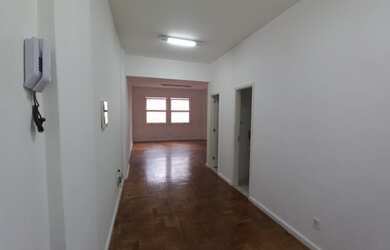 Imagem 5: Conjugado Amplo, claro e arejado no centro do Rio