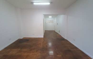 Imagem 6: Conjugado Amplo, claro e arejado no centro do Rio