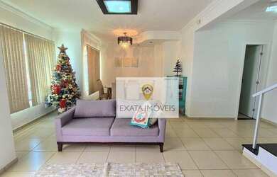 Imagem: A casa possui 4 Dormitórios, 2 Banheiros, 2 Vagas na garagem