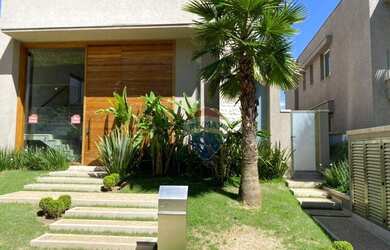 Imagem: A casa em condomínio possui 4 Dormitórios, 5 Banheiros, 5