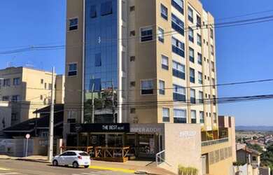 Imagem: O studio possui 1 Dormitório, 1 Banheiro, 1 Vaga na garagem