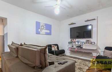 Imagem: A casa possui 2 Dormitórios, 2 Banheiros, 4 Vagas na garagem