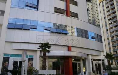 Imagem: O depósito possui 1 Vaga na garagem, 37m² de Área e está