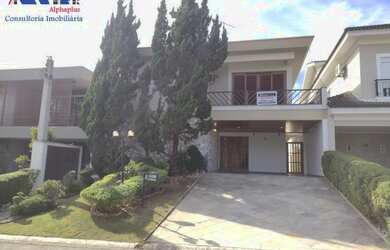 Imagem: A casa possui 3 Dormitórios, 4 Banheiros, 4 Vagas na garagem