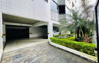 Imagem: O apartamento na cobertura possui 5 Dormitórios, 5 Banheiros