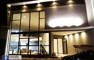 Imagem: O depósito possui 3 Vagas na garagem, 232m² de Área e está