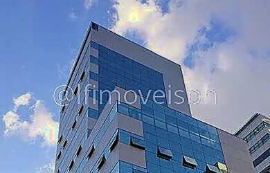 Imagem: O depósito possui 4 Vagas na garagem e 302m² de Área e está