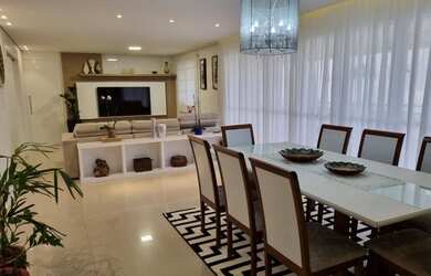 Imagem: O apartamento possui 3 Dormitórios, 4 Banheiros, 172m² de