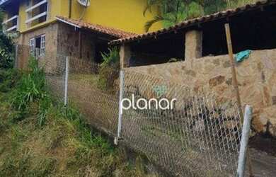 Imagem: A casa em condomínio possui 3 Dormitórios, 2 Banheiros, 2