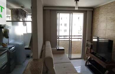 Imagem: O apartamento possui 2 Dormitórios, 1 Banheiro, 1 Vaga na garagem