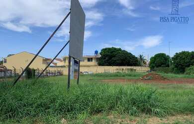 Imagem: O terreno possui 750m² de Área e está localizado em Jardim