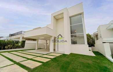 Imagem: A casa em condomínio possui 3 Dormitórios, 4 Banheiros, 2