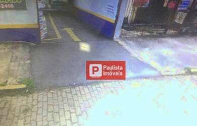 Imagem: O depósito possui 5 Vagas na garagem, 320m² de Área e está