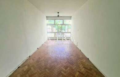 Imagem: A kitnet possui 1 Dormitório, 1 Banheiro, 40m² de Área e