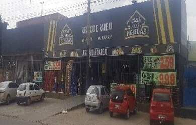 Imagem: O depósito possui 990m² de Área e está localizado em Santa