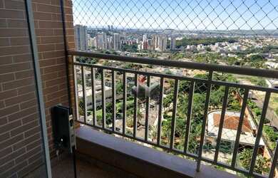 Imagem: O apartamento possui 3 Dormitórios, 1 Banheiro, 2 Vagas na